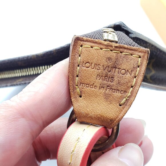 Authentic Louis Vuitton Monogram Bucket PM Shoulder Bag LC136-030926 - Picture 12 of 16